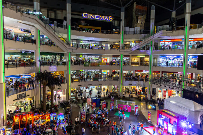 shopping mall crowd