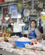 GCash waives transaction fees for micro-merchants