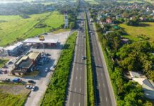 NLEX clears and upgrades road shoulders to ease traffic, boost safety