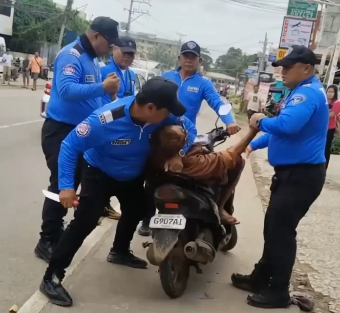 LTO incident, Panglao Bohol (Photo via Bohol Island News)
