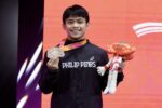Carlos Yulo flips to bronze, eyes gold in vaults