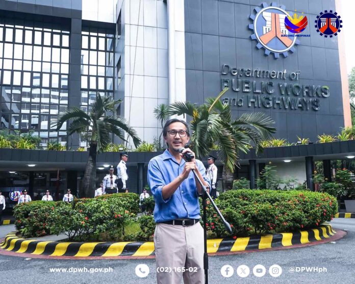 Public Works Secretary Vince Dizon