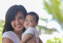 Baby bust economics: Filipinos hold button on pause