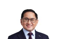 EastWest bankers sacrifice weekend for smarter banking