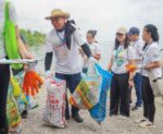 First Gen volunteers conduct coastal cleanup at Freedom Island for Month of the Ocean First Gen volunteers conduct coastal cleanup at Freedom Island for Month of the Ocean